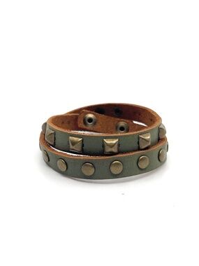 Green Stud Adventure Tavel Double Wrap Leather Tooled Western Bracelet NEW